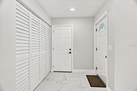 Villa ou maison à vendre à Altamonte Springs, Floride: 4 chambres, 124.12 m2 № 2408718 - photo 3