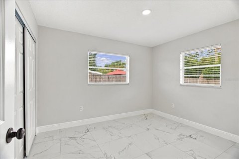 Villa ou maison à vendre à Altamonte Springs, Floride: 4 chambres, 124.12 m2 № 2408718 - photo 12