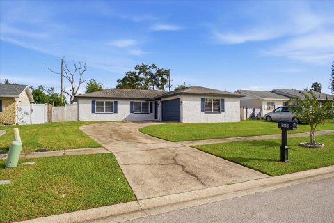 Villa ou maison à vendre à Altamonte Springs, Floride: 4 chambres, 124.12 m2 № 2408718 - photo 2