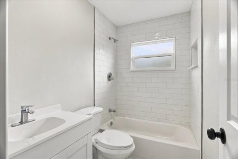 Villa ou maison à vendre à Altamonte Springs, Floride: 4 chambres, 124.12 m2 № 2408718 - photo 20