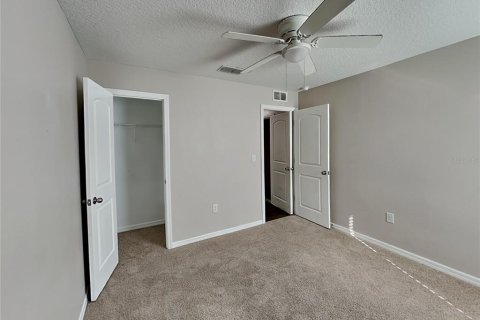 Casa en alquiler en Kissimmee, Florida, 4 dormitorios, 130.06 m2 № 1905759 - foto 16