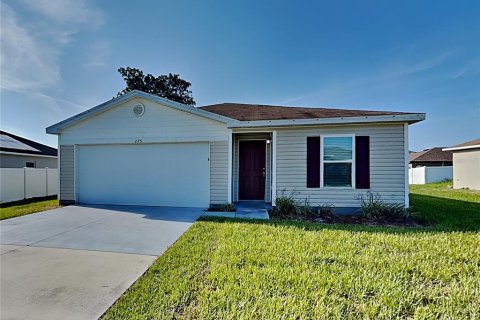 Casa en alquiler en Kissimmee, Florida, 4 dormitorios, 130.06 m2 № 1905759 - foto 1