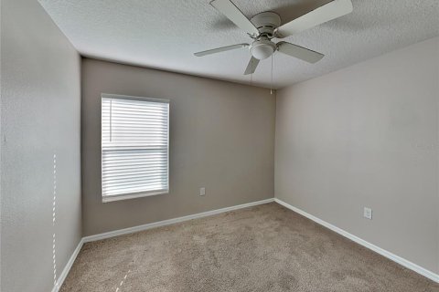 Casa en alquiler en Kissimmee, Florida, 4 dormitorios, 130.06 m2 № 1905759 - foto 15