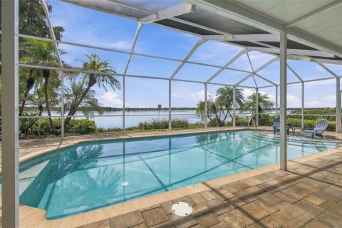 Villa ou maison à vendre à Winter Haven, Floride: 3 chambres, 220.64 m2 № 2416857 - photo 4