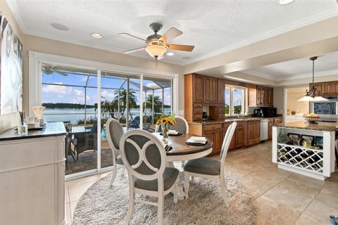 Villa ou maison à vendre à Winter Haven, Floride: 3 chambres, 220.64 m2 № 2416857 - photo 8