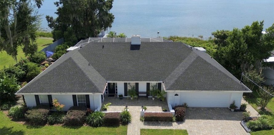 Villa ou maison à Winter Haven, Floride 3 chambres, 220.64 m2 № 2416857