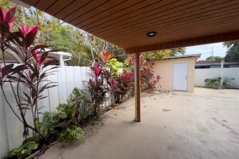 Villa ou maison à louer à Miami, Floride: 3 chambres, 191.01 m2 № 1999459 - photo 30