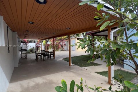 Villa ou maison à louer à Miami, Floride: 3 chambres, 191.01 m2 № 1999459 - photo 18