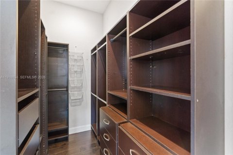 Снять в аренду кондоминиум в Тамарак, Флорида 2 спальни, 100.06м2, № 2006145 - фото 8