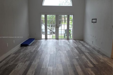 Villa ou maison à vendre à Weston, Floride: 3 chambres, 168.71 m2 № 1930649 - photo 10