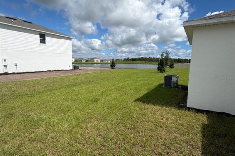 Villa ou maison à louer à Kissimmee, Floride: 3 chambres, 148.64 m2 № 2386550 - photo 21