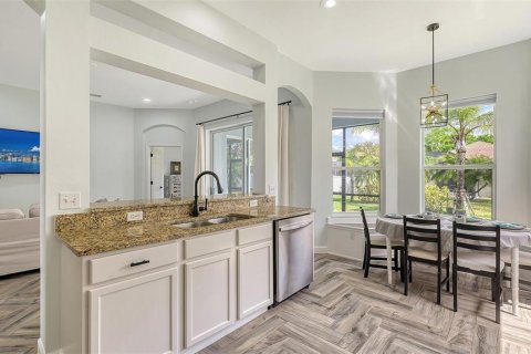 House in Lakewood Ranch, Florida 4 bedrooms, 238.94 sq.m. № 1724855 - photo 18