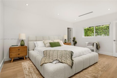 Villa ou maison à louer à Coral Gables, Floride: 3 chambres, 224.73 m2 № 2029470 - photo 11