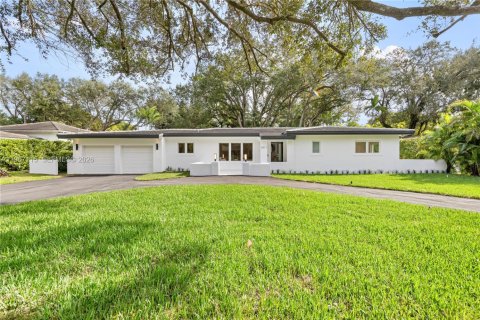 Villa ou maison à louer à Coral Gables, Floride: 3 chambres, 224.73 m2 № 2029470 - photo 27