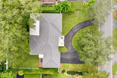 Villa ou maison à louer à Coral Gables, Floride: 3 chambres, 224.73 m2 № 2029470 - photo 30