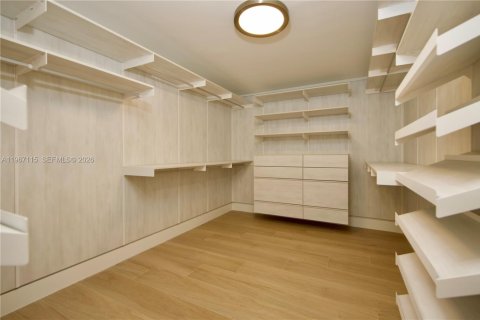 Villa ou maison à louer à Coral Gables, Floride: 3 chambres, 224.73 m2 № 2029470 - photo 13