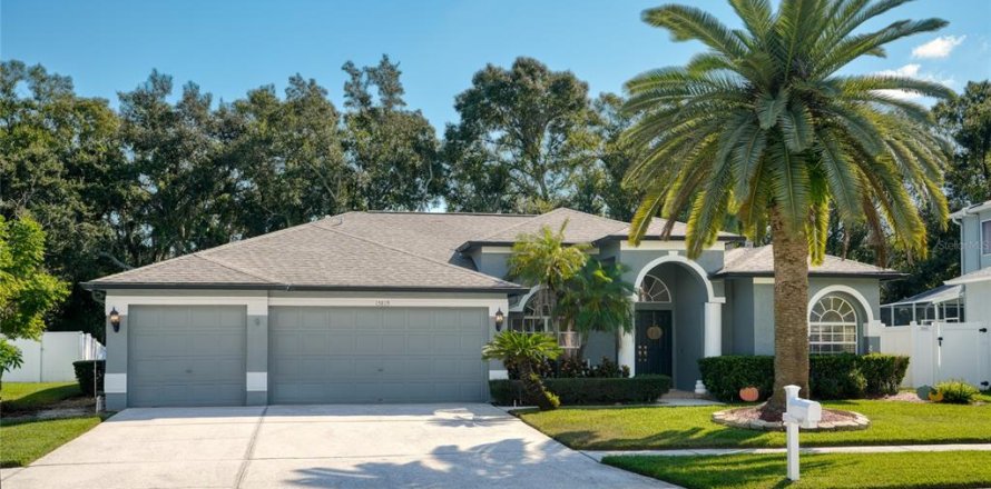Villa ou maison à Odessa, Floride 4 chambres, 223.62 m2 № 2428669