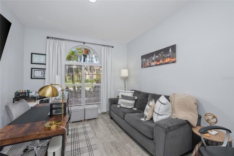 Villa ou maison à vendre à Odessa, Floride: 4 chambres, 223.62 m2 № 2428669 - photo 11