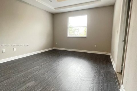 Townhouse in Davie, Florida 3 bedrooms, 136.66 sq.m. № 2010684 - photo 28