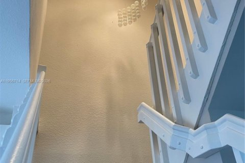 Townhouse in Davie, Florida 3 bedrooms, 136.66 sq.m. № 2010684 - photo 23