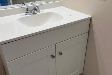 Copropriété à vendre à Lauderdale Lakes, Floride: 2 chambres, 77.76 m2 № 2245546 - photo 6