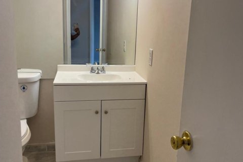 Copropriété à vendre à Lauderdale Lakes, Floride: 2 chambres, 77.76 m2 № 2245546 - photo 13