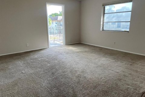 Copropriété à vendre à Lauderdale Lakes, Floride: 2 chambres, 77.76 m2 № 2245546 - photo 8