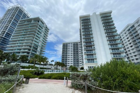 Copropriété à vendre à Miami Beach, Floride: 1 chambre, 74.88 m2 № 1990039 - photo 1