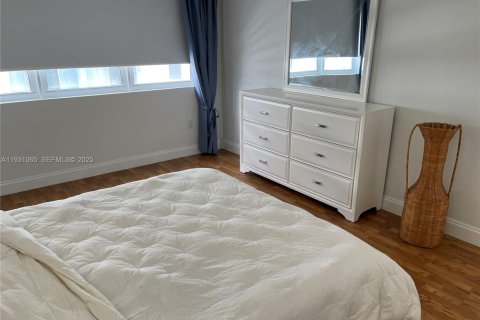 Copropriété à vendre à Miami Beach, Floride: 1 chambre, 74.88 m2 № 1990039 - photo 19