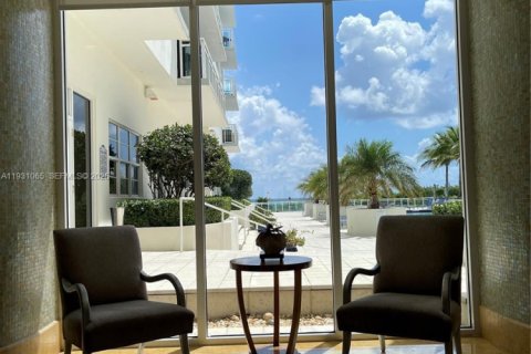 Copropriété à vendre à Miami Beach, Floride: 1 chambre, 74.88 m2 № 1990039 - photo 23