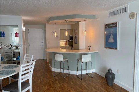 Copropriété à vendre à Miami Beach, Floride: 1 chambre, 74.88 m2 № 1990039 - photo 5