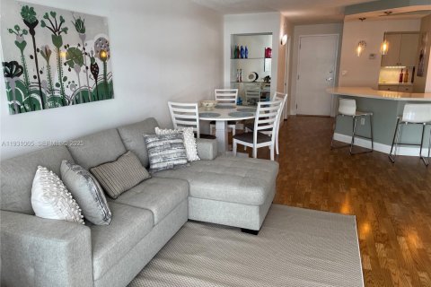Copropriété à vendre à Miami Beach, Floride: 1 chambre, 74.88 m2 № 1990039 - photo 14