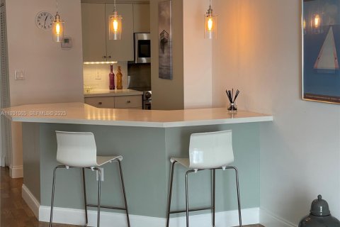 Copropriété à vendre à Miami Beach, Floride: 1 chambre, 74.88 m2 № 1990039 - photo 15