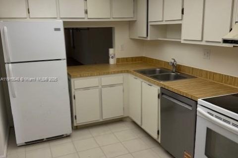 Condo in Plantation, Florida, 2 bedrooms  № 1970748 - photo 3