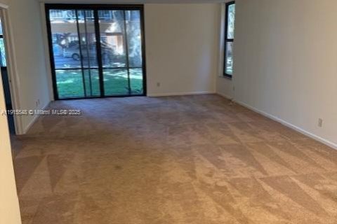 Condo in Plantation, Florida, 2 bedrooms  № 1970748 - photo 7