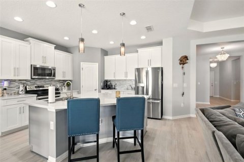 Casa en venta en Apopka, Florida, 4 dormitorios, 206.15 m2 № 1917021 - foto 15