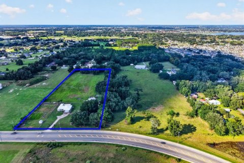 Villa ou maison à louer à Wildwood, Floride: 3 chambres, 149.2 m2 № 2416405 - photo 2