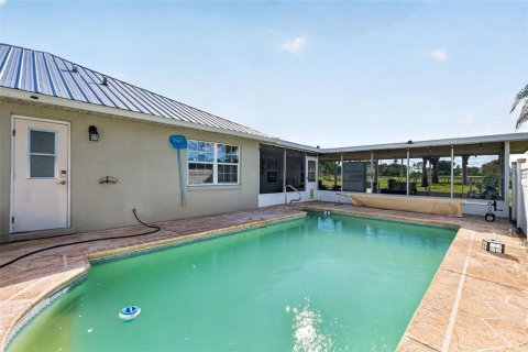 Villa ou maison à louer à Wildwood, Floride: 3 chambres, 149.2 m2 № 2416405 - photo 4