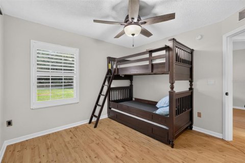 Villa ou maison à louer à Wildwood, Floride: 3 chambres, 149.2 m2 № 2416405 - photo 22