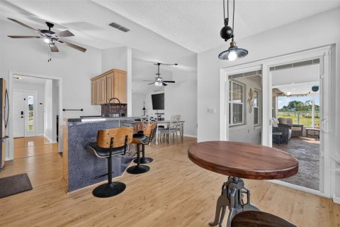 Villa ou maison à louer à Wildwood, Floride: 3 chambres, 149.2 m2 № 2416405 - photo 16