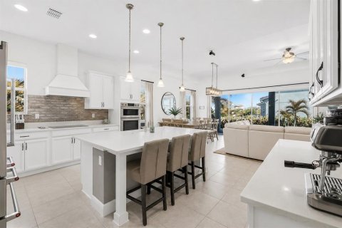 Villa ou maison à louer à Orlando, Floride: 4 chambres, 225.2 m2 № 2334096 - photo 6