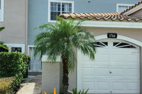 Villa ou maison à vendre à Palm Harbor, Floride: 4 chambres, 264.21 m2 № 2354509 - photo 2