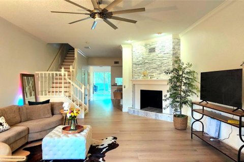 Villa ou maison à vendre à Palm Harbor, Floride: 4 chambres, 264.21 m2 № 2354509 - photo 3