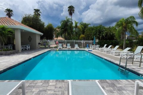 Villa ou maison à vendre à Palm Harbor, Floride: 4 chambres, 264.21 m2 № 2354509 - photo 12