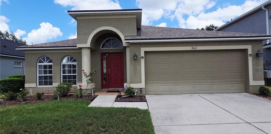House in Lakeland, Florida 4 bedrooms, 187.2 sq.m. № 2227584