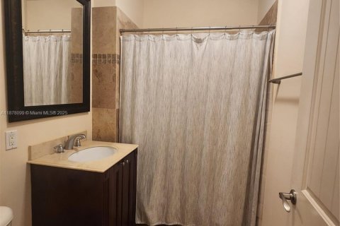 Купить кондоминиум в Себринг, Флорида 3 спальни, № 1938632 - фото 20