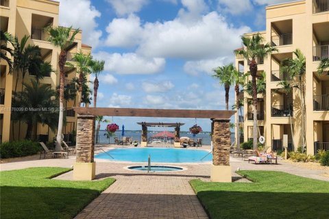 Купить кондоминиум в Себринг, Флорида 3 спальни, № 1938632 - фото 4