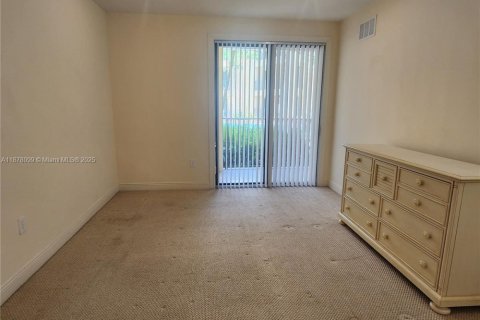 Купить кондоминиум в Себринг, Флорида 3 спальни, № 1938632 - фото 14