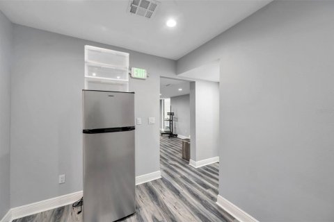 Propiedad comercial en venta en Largo, Florida, 254.18 m2 № 1427184 - foto 23
