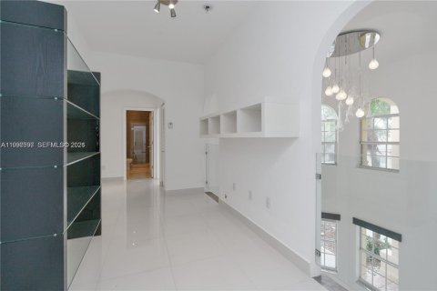 Casa en alquiler en Doral, Florida, 5 dormitorios № 2058016 - foto 28